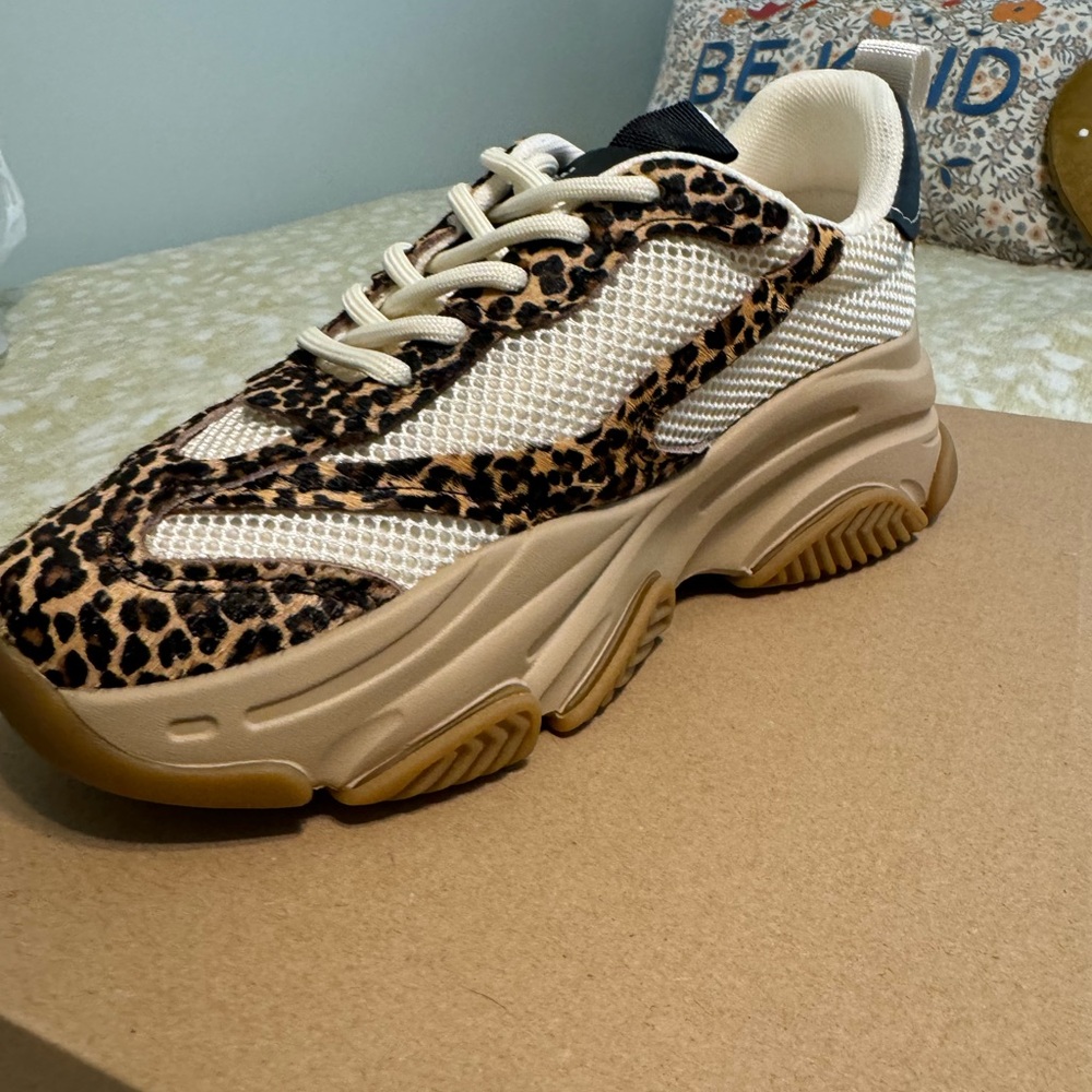 Steve Madden Possession Leopard Print Sneakers